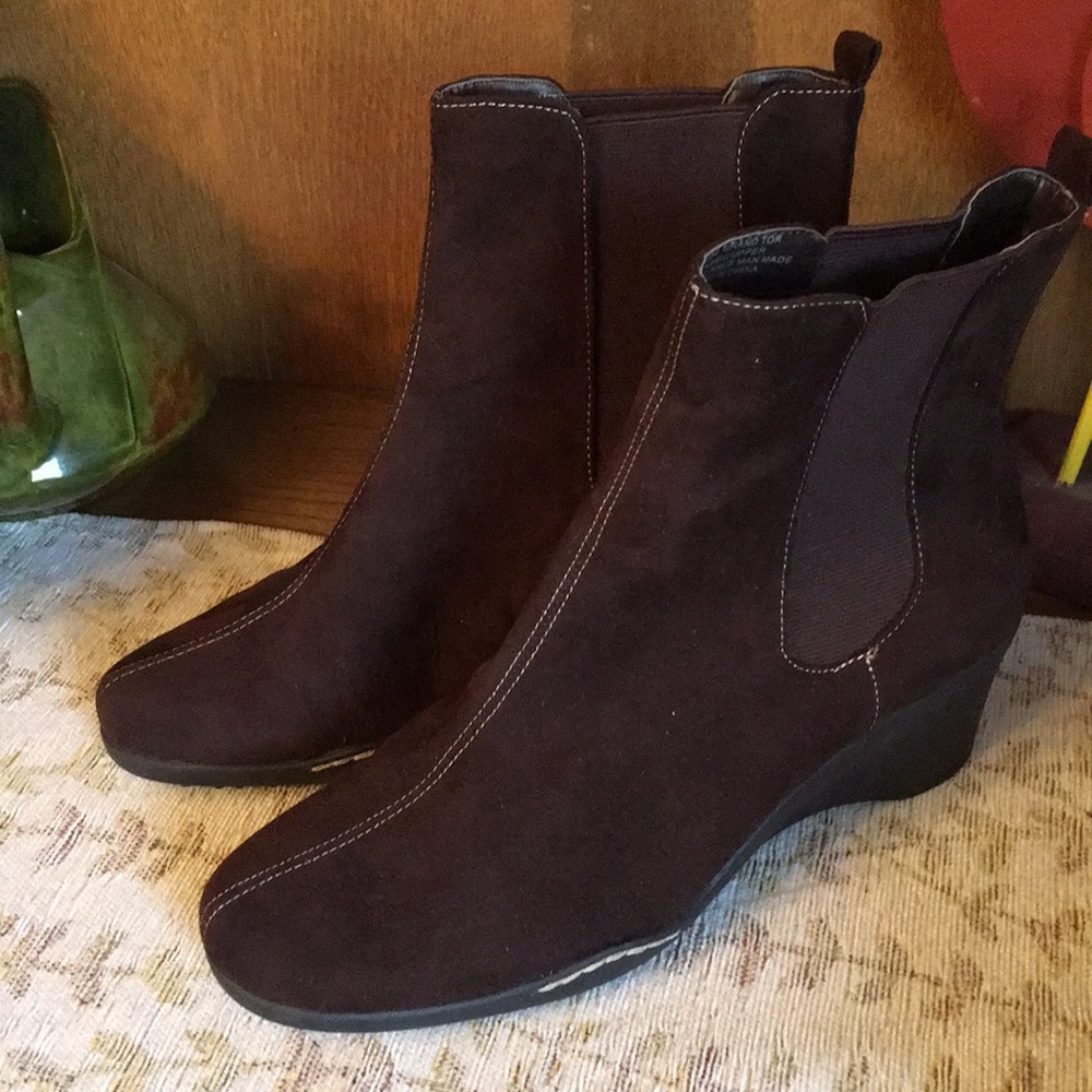 Aerosoles Brown Boots 8.5